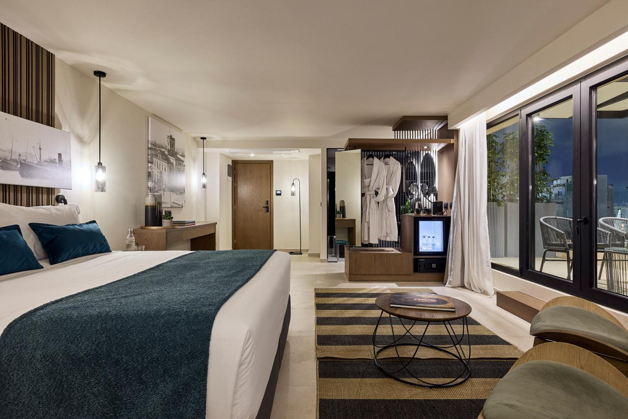 Athenarum Portus Life & Style 4* Pireus